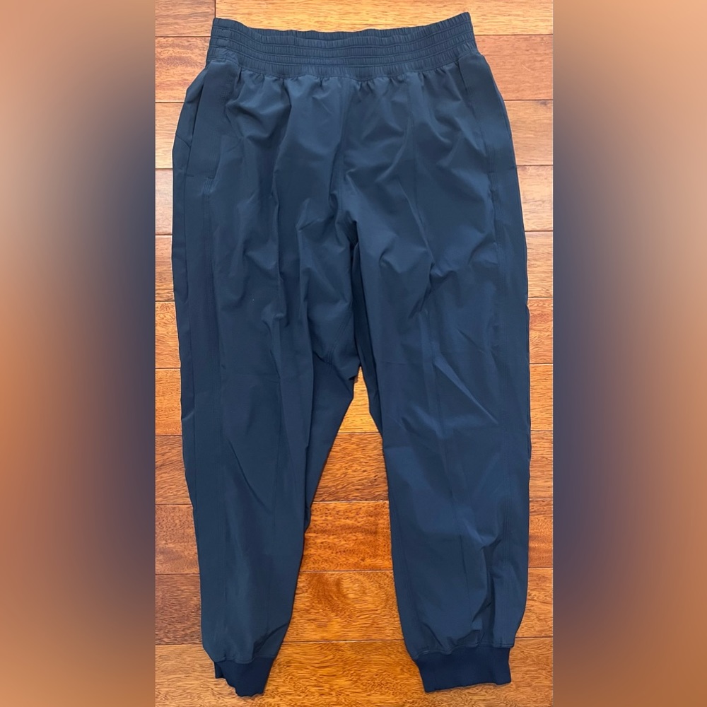 Lululemon ankle pants